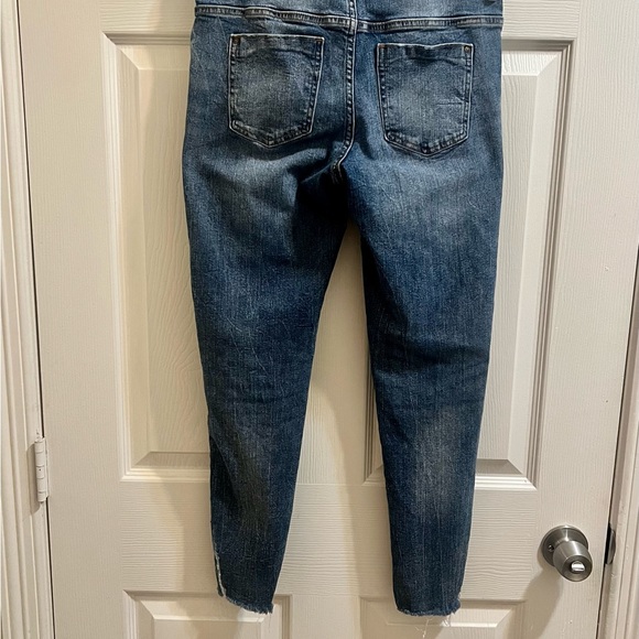 Zara Basic Denim Jeans - Picture 2 of 5